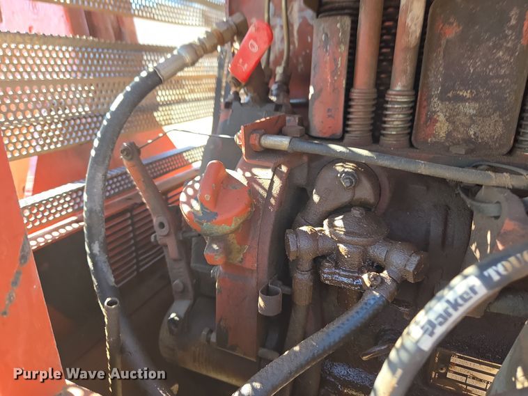 image for item DT7069 Ditch Witch 350SXDD rock saw