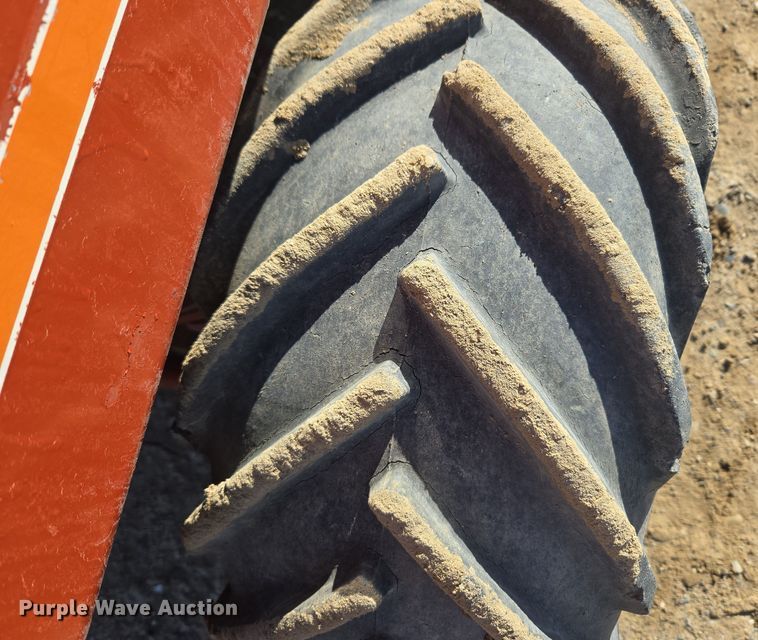 image for item DT7069 Ditch Witch 350SXDD rock saw