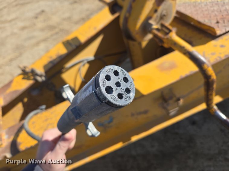 image for item DT7070 1984 Butler equipment trailer