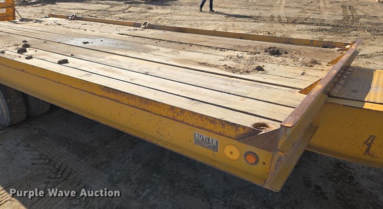 image for item DT7070 1984 Butler equipment trailer