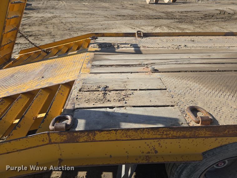 image for item DT7070 1984 Butler equipment trailer