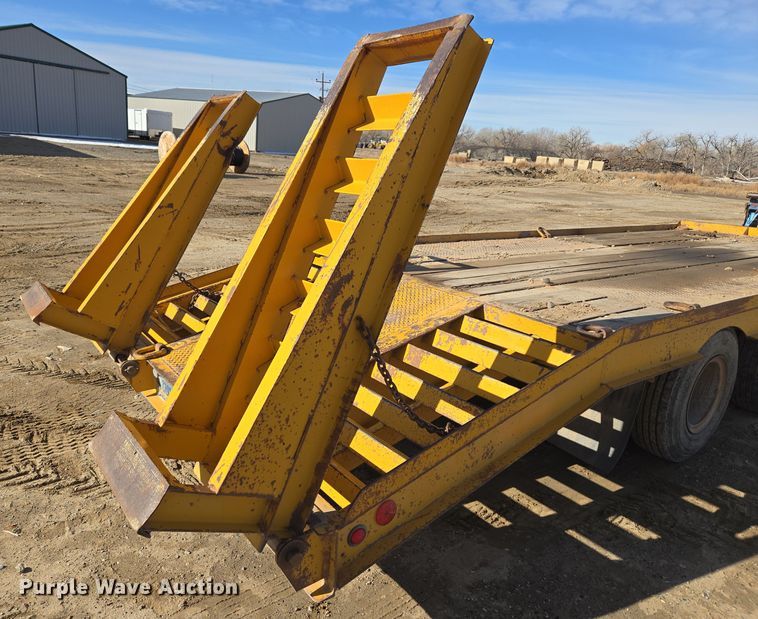 image for item DT7070 1984 Butler equipment trailer