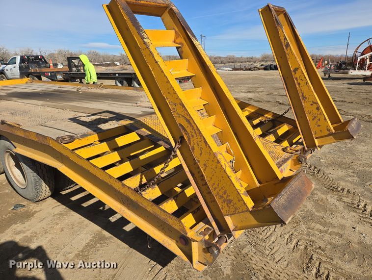 image for item DT7070 1984 Butler equipment trailer