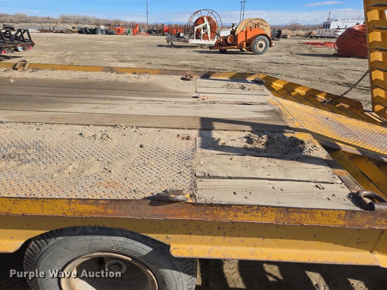 image for item DT7070 1984 Butler equipment trailer