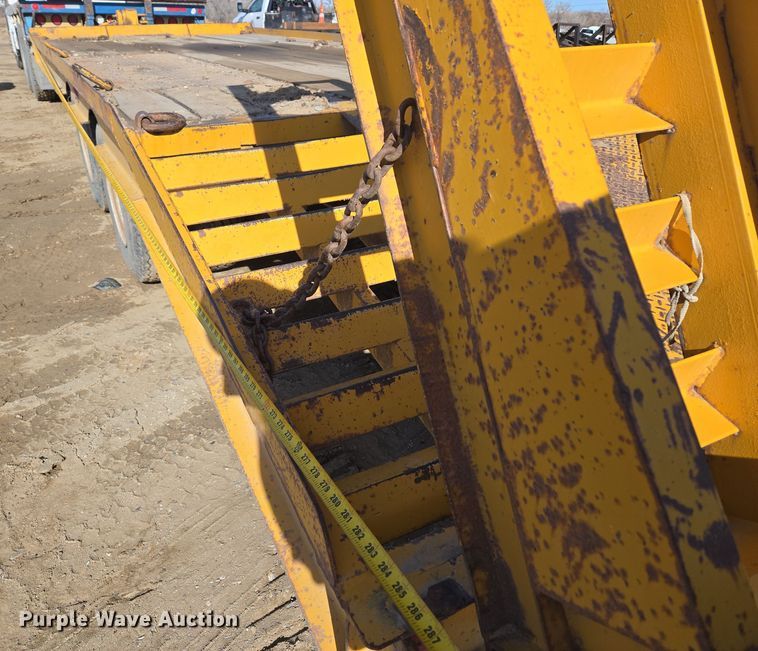 image for item DT7070 1984 Butler equipment trailer