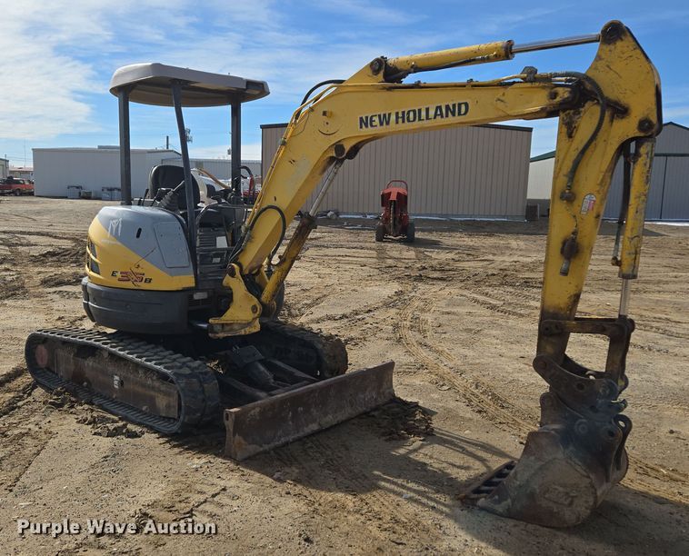image for item DT7072 2008 New Holland E35B mini excavator