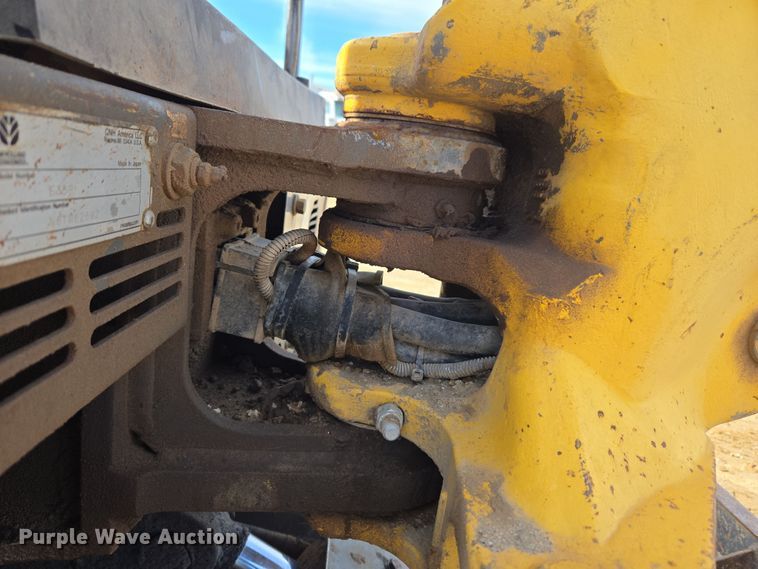 image for item DT7072 2008 New Holland E35B mini excavator