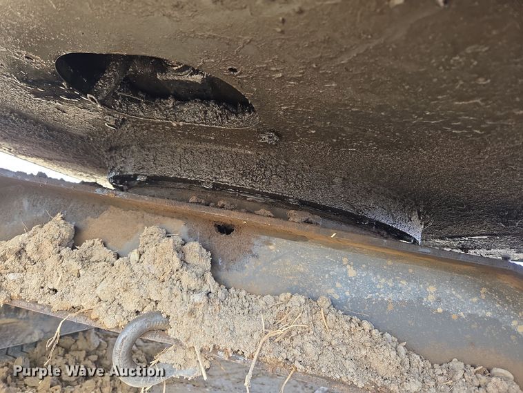 image for item DT7072 2008 New Holland E35B mini excavator