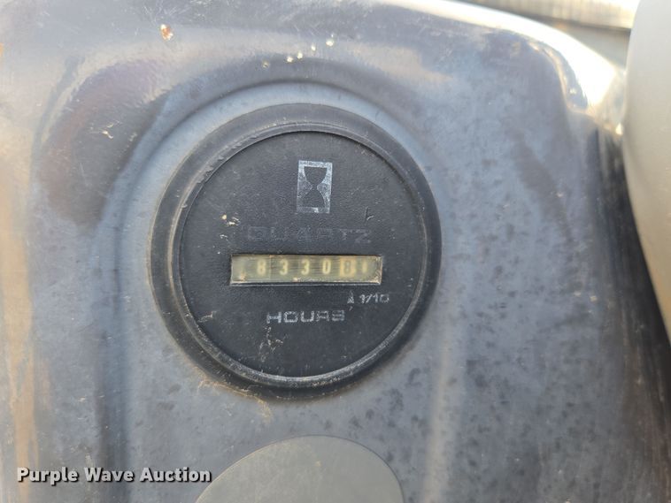 image for item DT7072 2008 New Holland E35B mini excavator