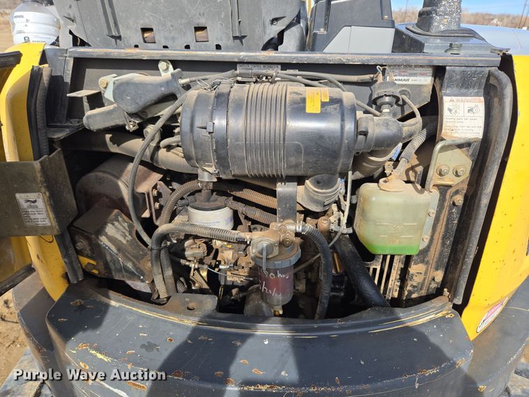 image for item DT7072 2008 New Holland E35B mini excavator