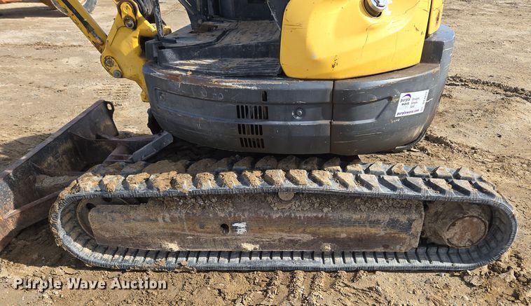 image for item DT7072 2008 New Holland E35B mini excavator