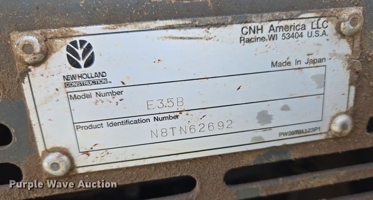 image for item DT7072 2008 New Holland E35B mini excavator