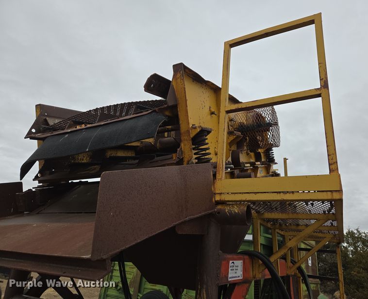 image for item DT7075 Peerless Conveyor DD488 vibratory screen