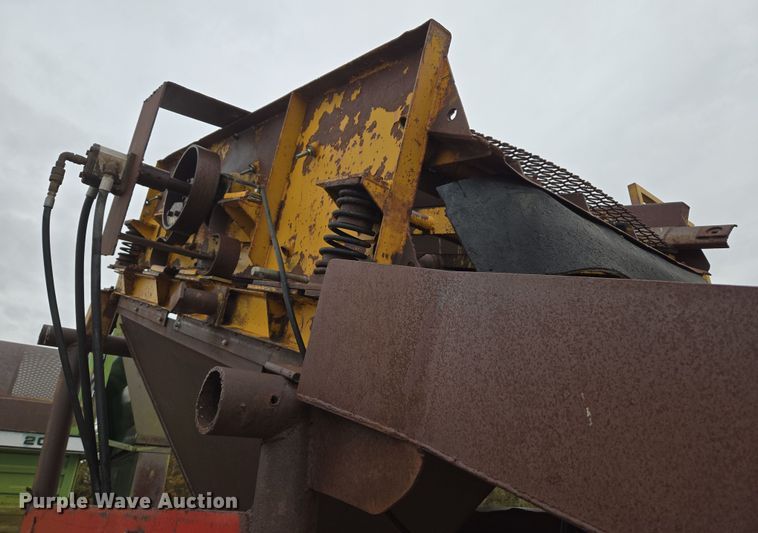 image for item DT7075 Peerless Conveyor DD488 vibratory screen