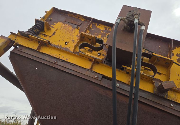 image for item DT7075 Peerless Conveyor DD488 vibratory screen