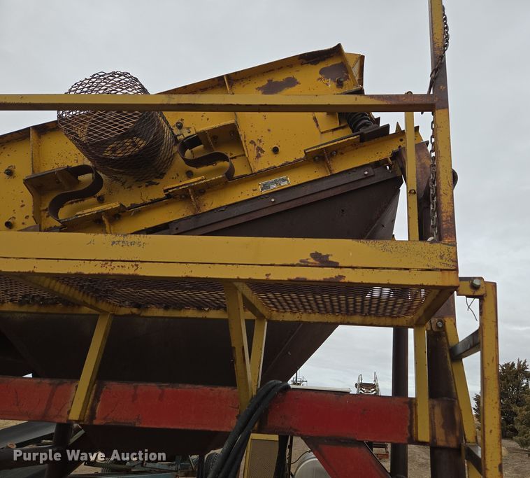 image for item DT7075 Peerless Conveyor DD488 vibratory screen