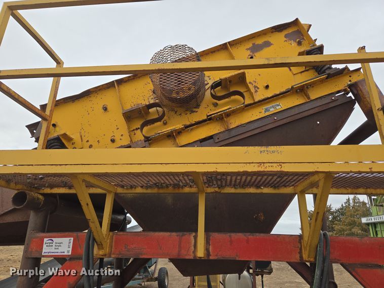 image for item DT7075 Peerless Conveyor DD488 vibratory screen