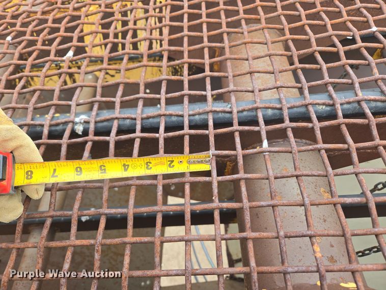 image for item DT7075 Peerless Conveyor DD488 vibratory screen