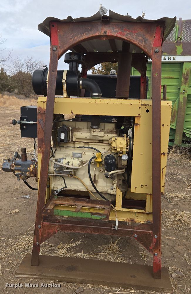 image for item DT7077 John Deere 4239 DF hydraulic power unit