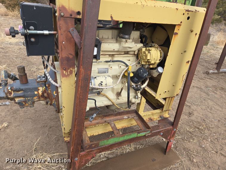 image for item DT7077 John Deere 4239 DF hydraulic power unit