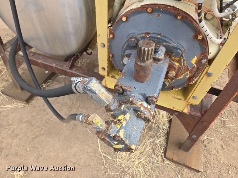 image for item DT7077 John Deere 4239 DF hydraulic power unit