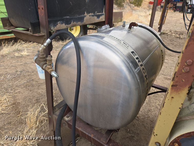 image for item DT7077 John Deere 4239 DF hydraulic power unit