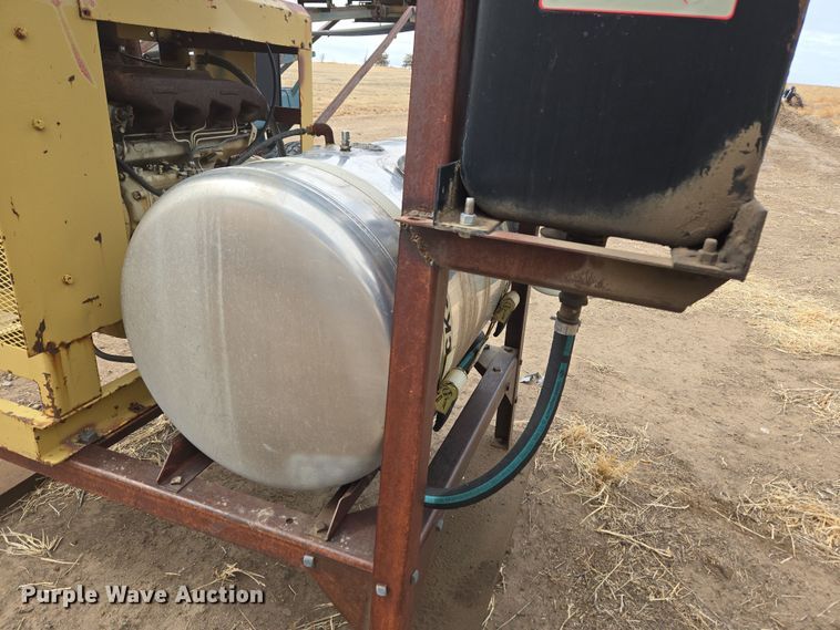 image for item DT7077 John Deere 4239 DF hydraulic power unit