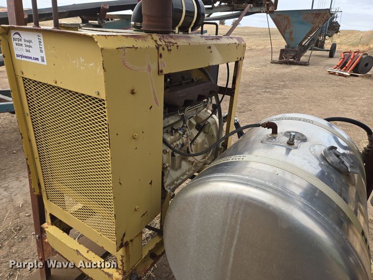 image for item DT7077 John Deere 4239 DF hydraulic power unit