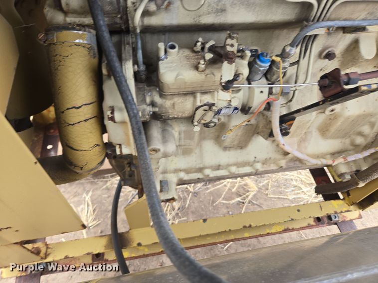 image for item DT7077 John Deere 4239 DF hydraulic power unit