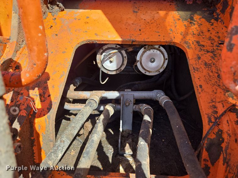 image for item DT7085 Hitachi EX200LC-2 long reach excavator