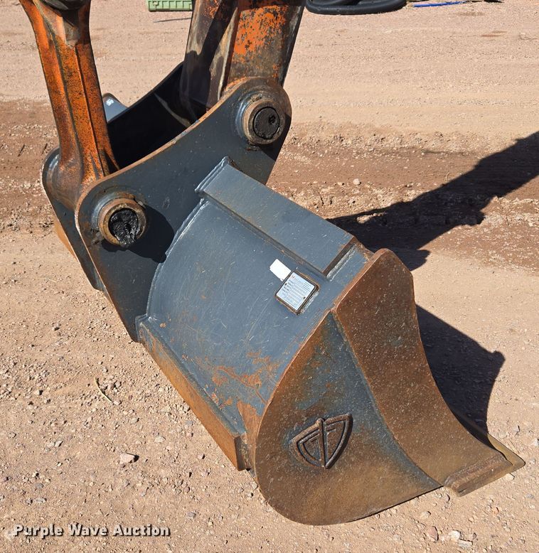 image for item DT7085 Hitachi EX200LC-2 long reach excavator