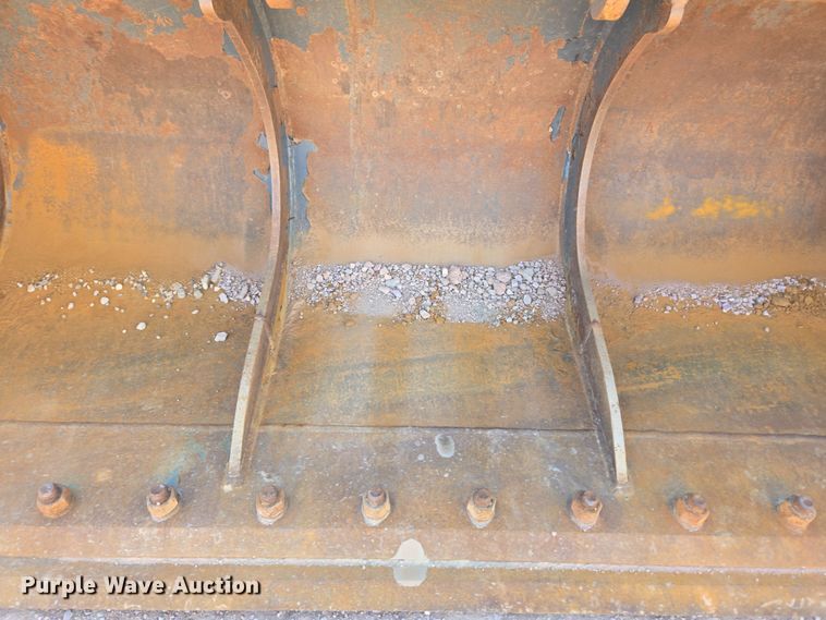 image for item DT7085 Hitachi EX200LC-2 long reach excavator