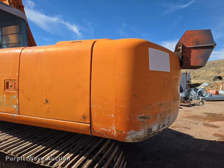 image for item DT7085 Hitachi EX200LC-2 long reach excavator