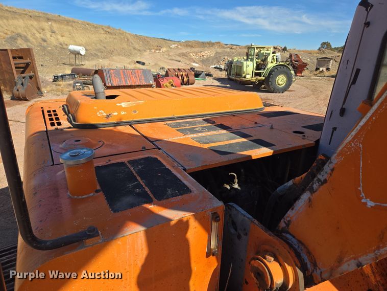 image for item DT7085 Hitachi EX200LC-2 long reach excavator