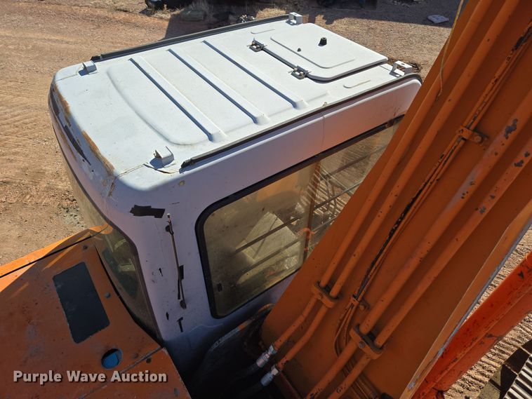 image for item DT7085 Hitachi EX200LC-2 long reach excavator