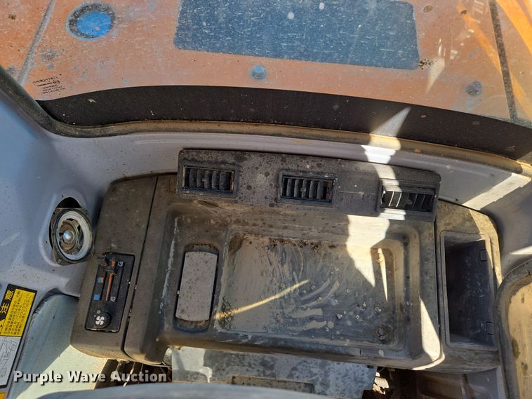 image for item DT7085 Hitachi EX200LC-2 long reach excavator