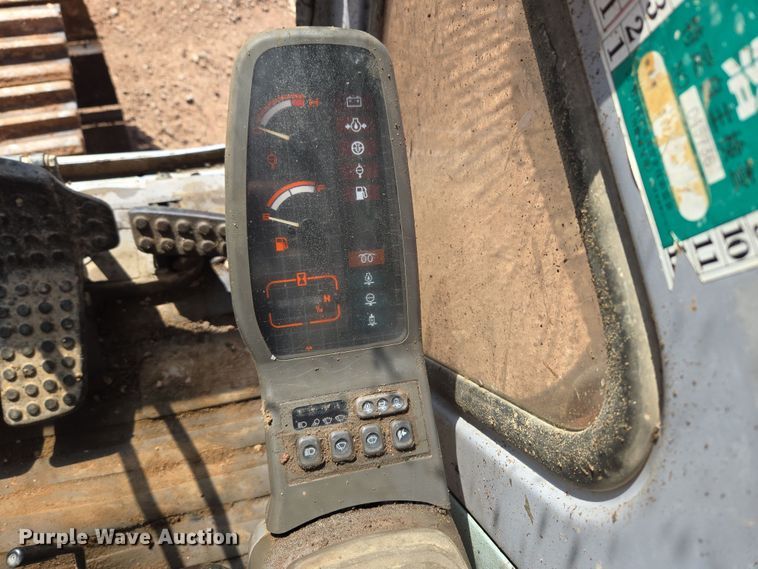 image for item DT7085 Hitachi EX200LC-2 long reach excavator