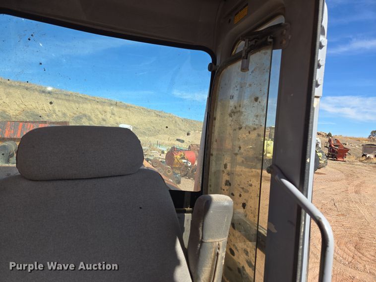 image for item DT7085 Hitachi EX200LC-2 long reach excavator