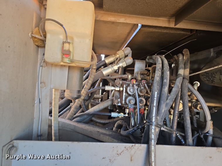 image for item DT7085 Hitachi EX200LC-2 long reach excavator