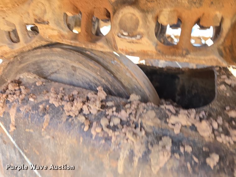 image for item DT7085 Hitachi EX200LC-2 long reach excavator