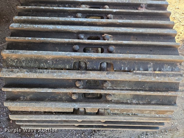 image for item DT7085 Hitachi EX200LC-2 long reach excavator