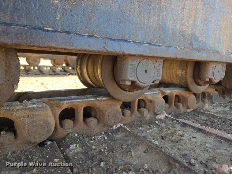 image for item DT7085 Hitachi EX200LC-2 long reach excavator