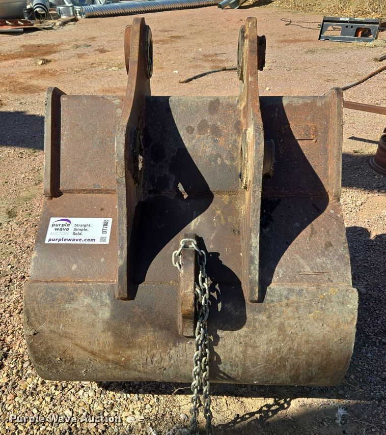 image for item DT7086 42