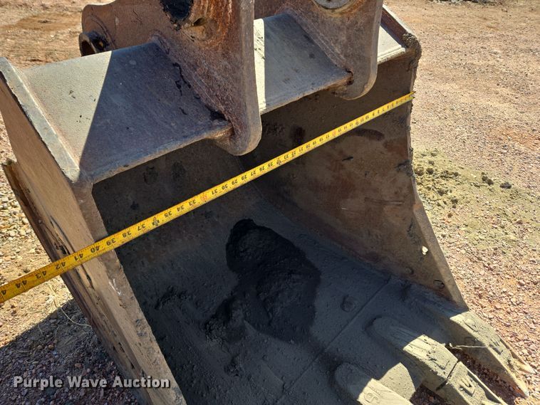 image for item DT7086 42