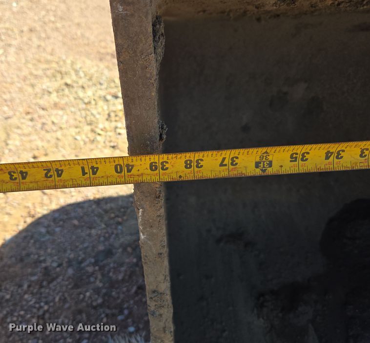 image for item DT7086 42