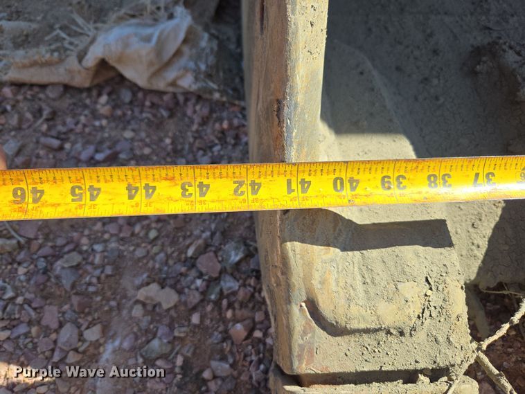 image for item DT7086 42