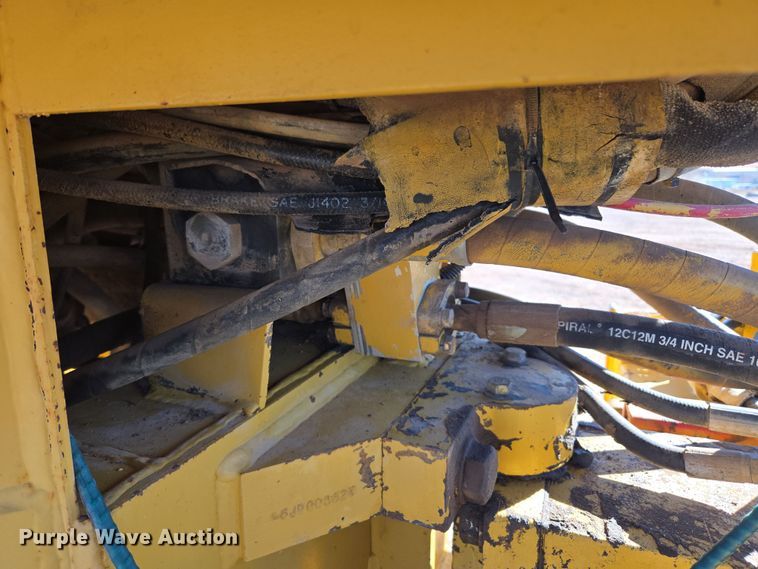 image for item DT7087 1993 Caterpillar  CP-323 single drum vibratory roller