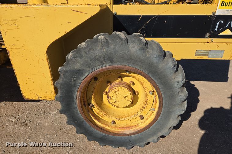 image for item DT7087 1993 Caterpillar  CP-323 single drum vibratory roller