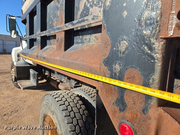 image for item DT7088 1998 GMC C7H042 dump truck