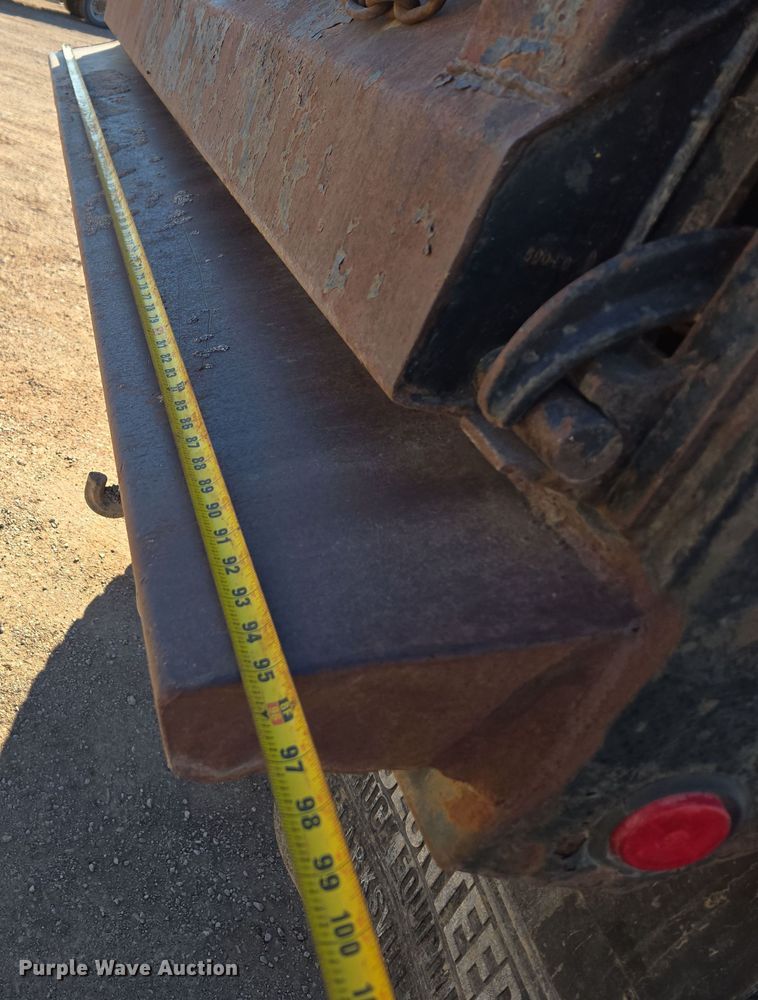 image for item DT7088 1998 GMC C7H042 dump truck